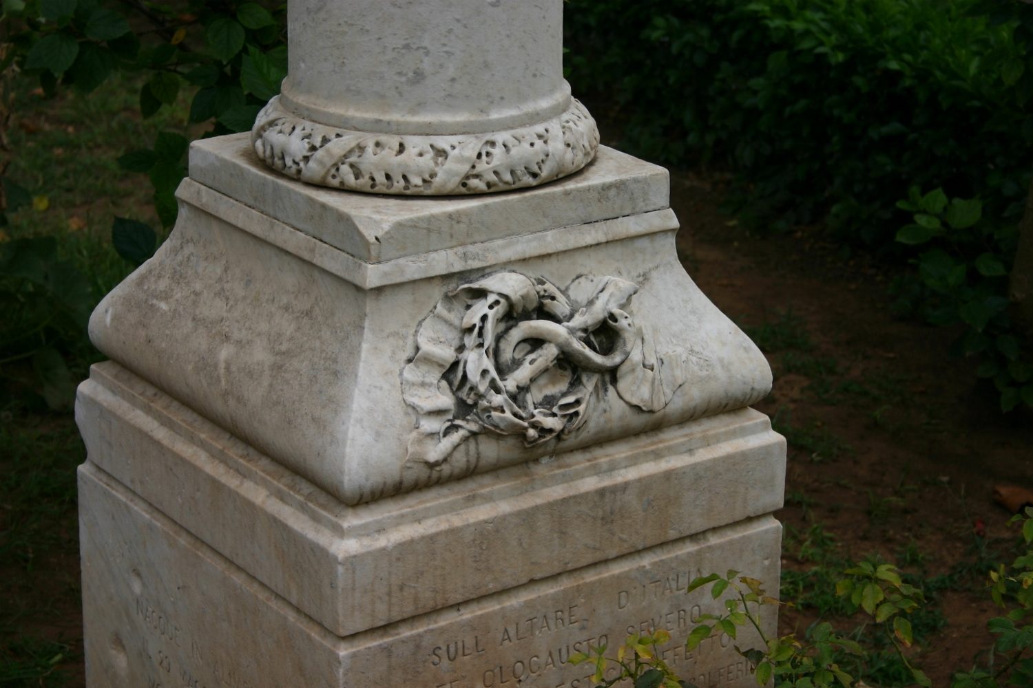 Stefano Tedeschi Oddo's monument, Palermo - 03.jpg